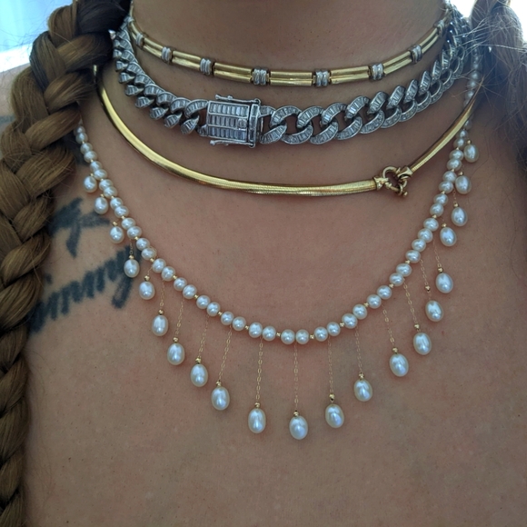 14k Jewelry - 14k Yellow Gold Cascading White Pearl Necklace